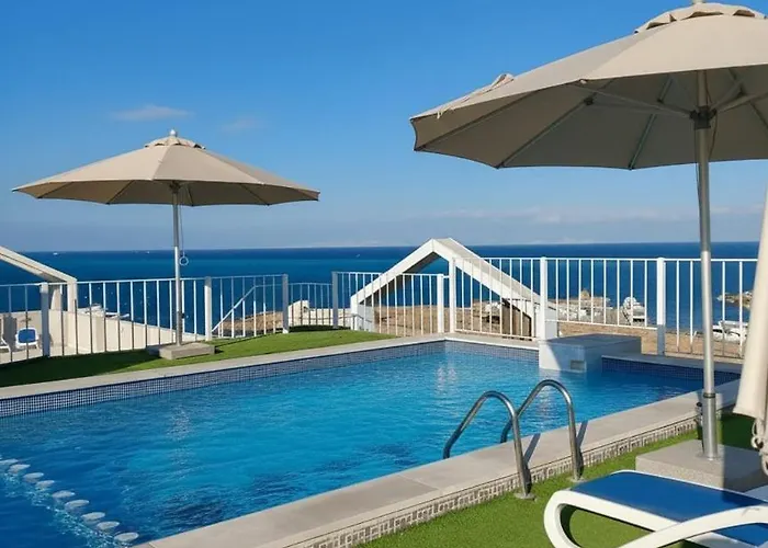 Apartman Stylish Gray Sea View 201 Gurdaka