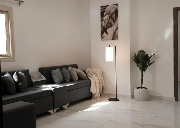 Apartman Stylish Gray Sea View 201 Gurdaka